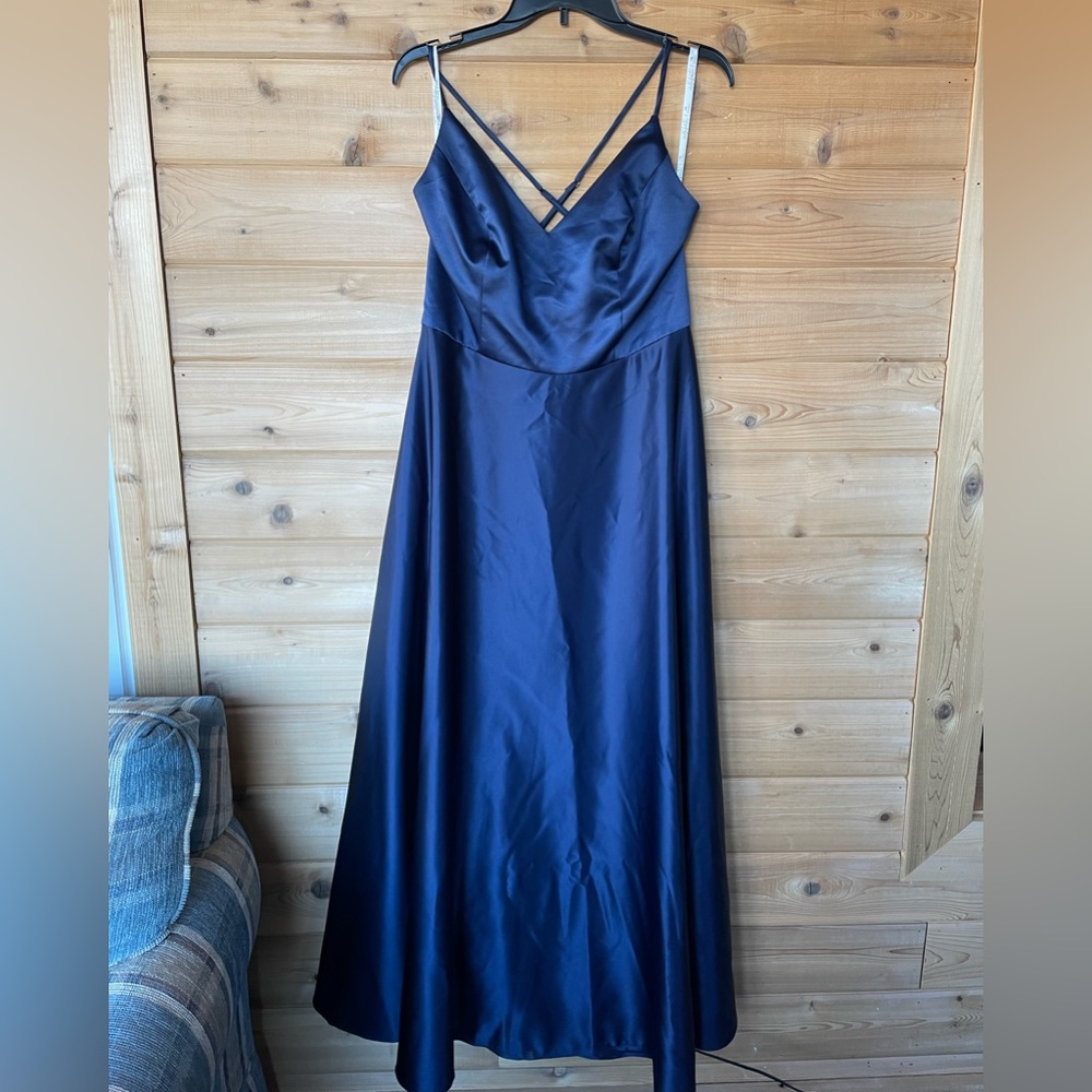 Davids Bridal Studio Marine 12 F20131 Bridesmaid Dress - Picture 2 of 3